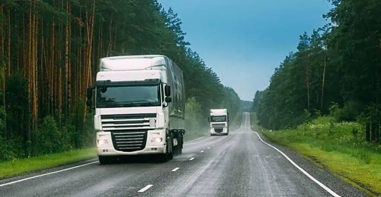 Venda de caminhões sobe 20% em janeiro
